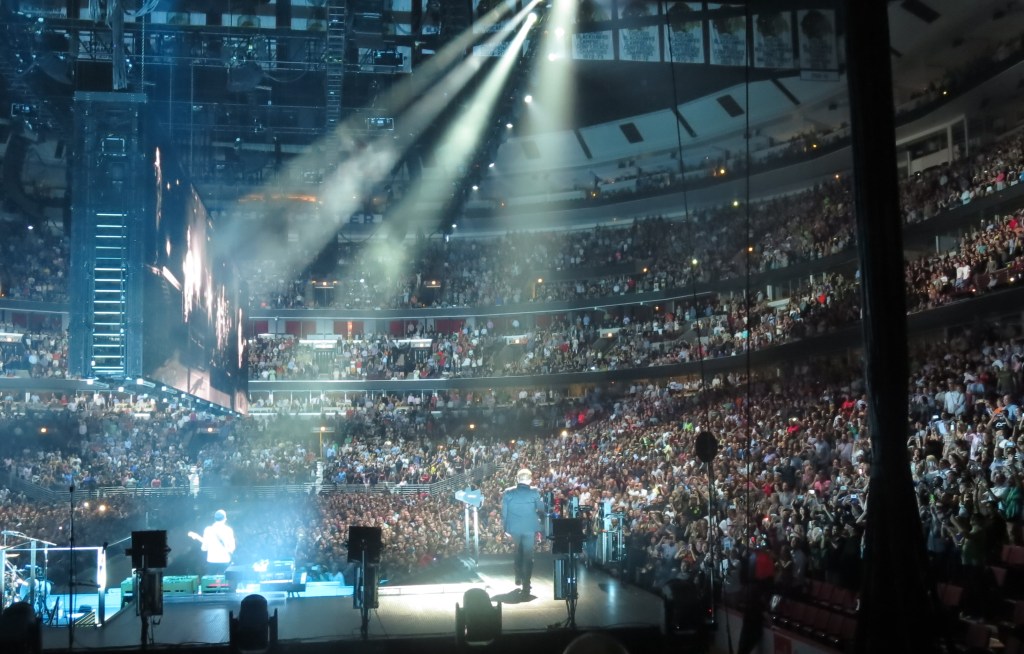 U2's straight-up grandeur