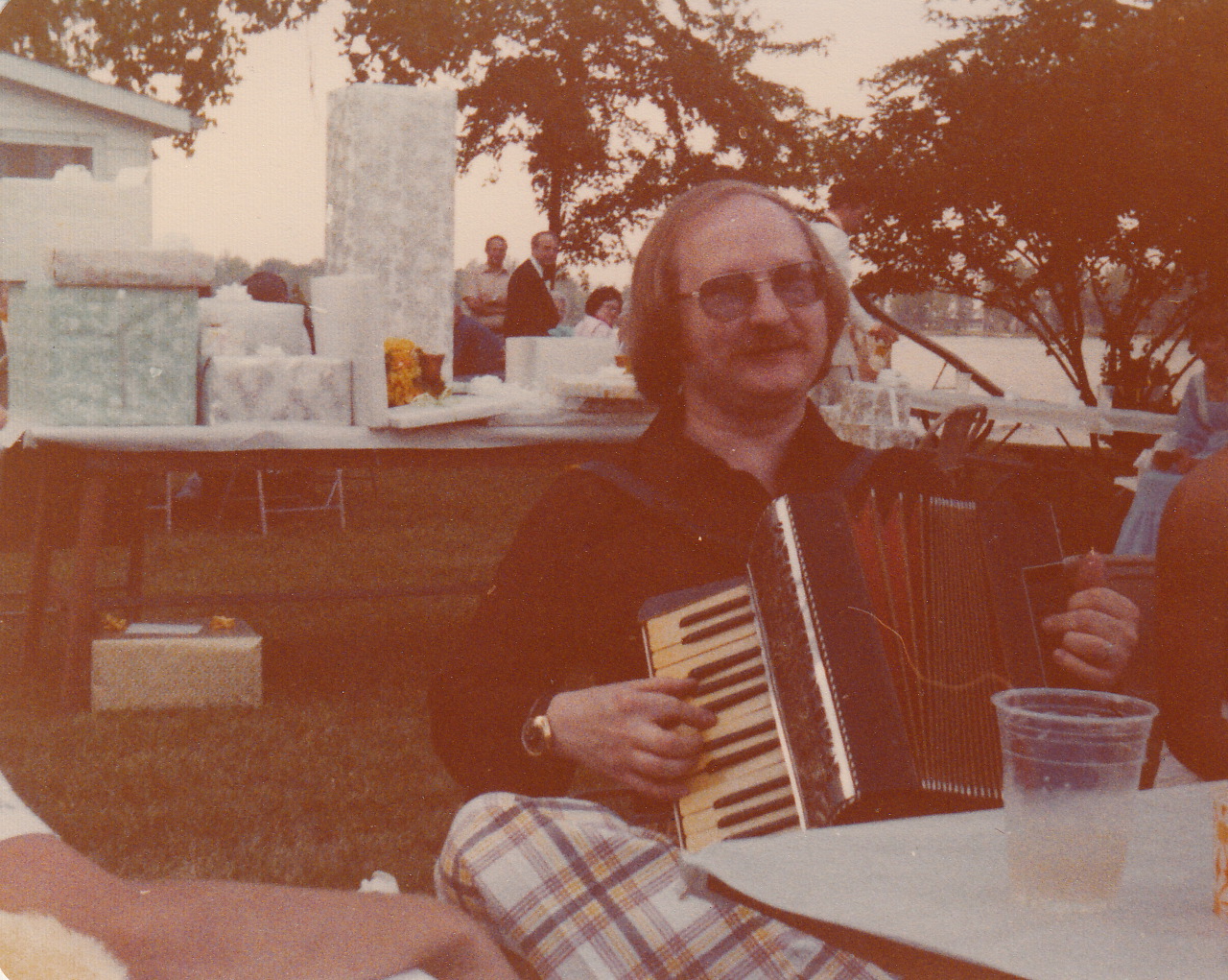 terry felus with accordion